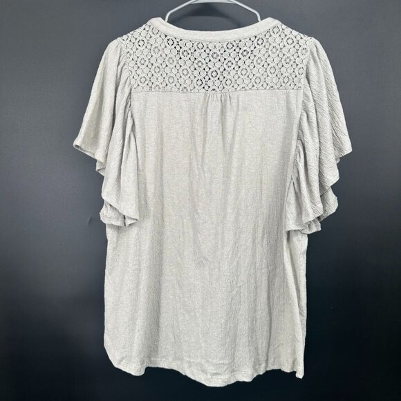 Easel Gray Short Sleeve Flutter Sleeve Size Medium Blouse Button - Picture 2 of 8